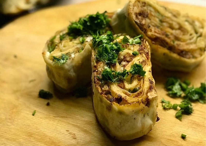 Рулет из лаваша с мясом
