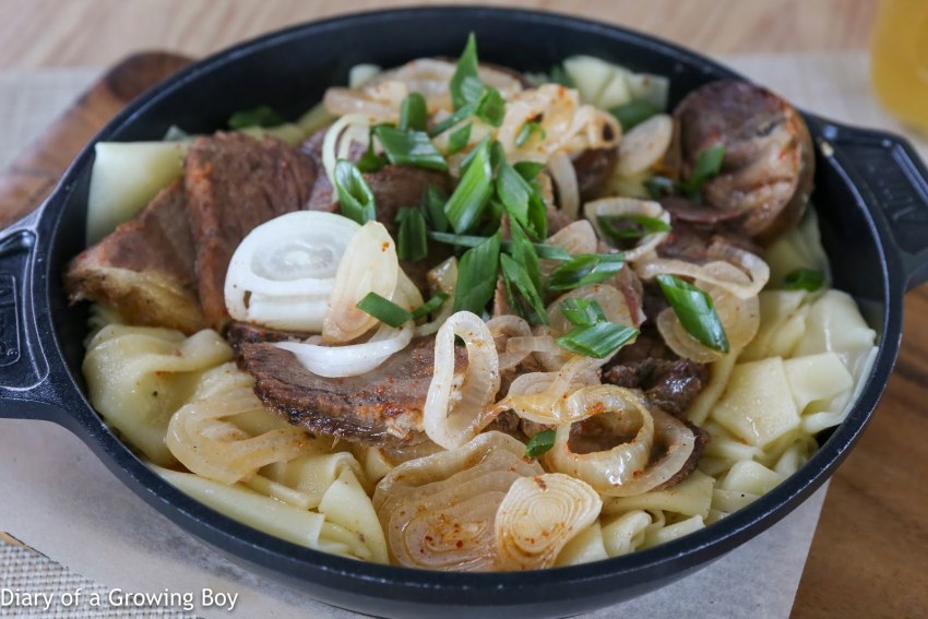 Бешбармак с курицей с бульоном