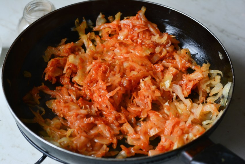 Капуста тушеная со свининой