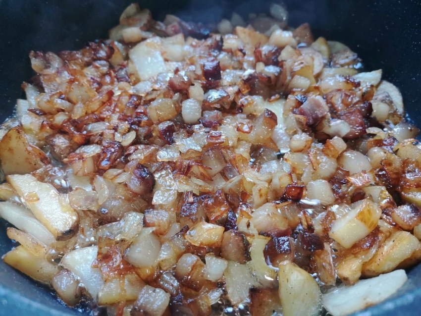 Жареная картошечка с салом