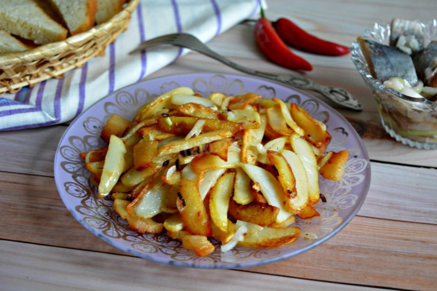 Жареная картошечка с салом