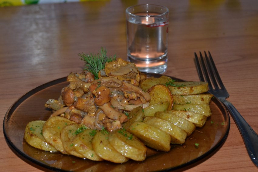 Жареная картошка с овощами