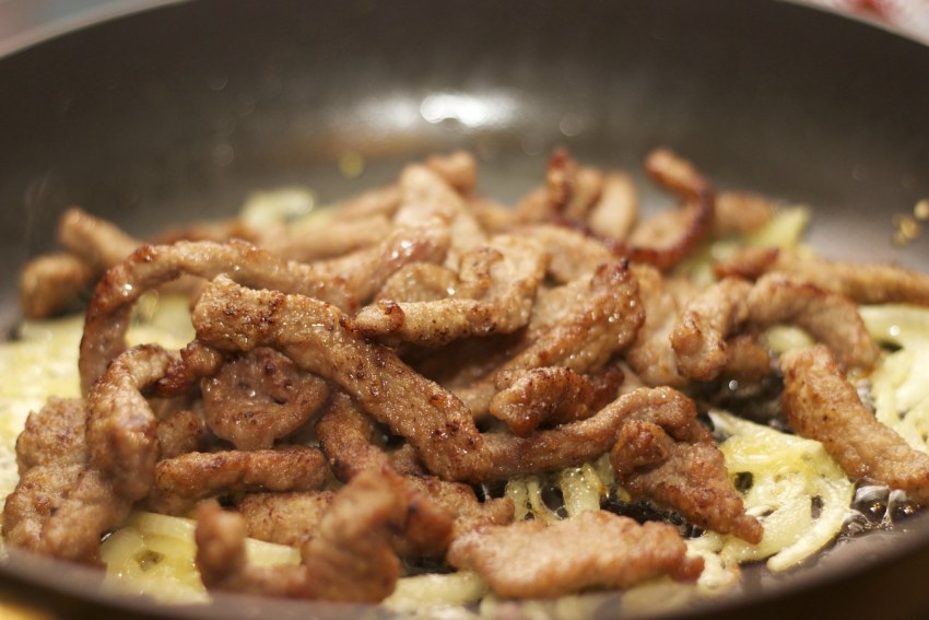 Бефстроганов с говядиной Beef Stroganoff