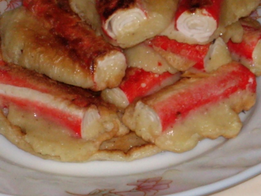 Жареные крабовые палочки с сыром