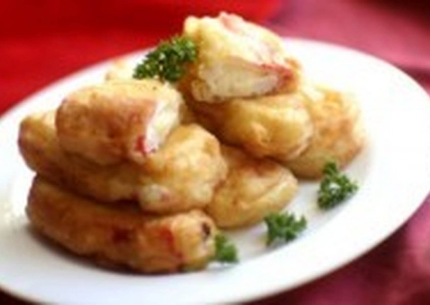 Фаршированные крабовые палочки в кляре