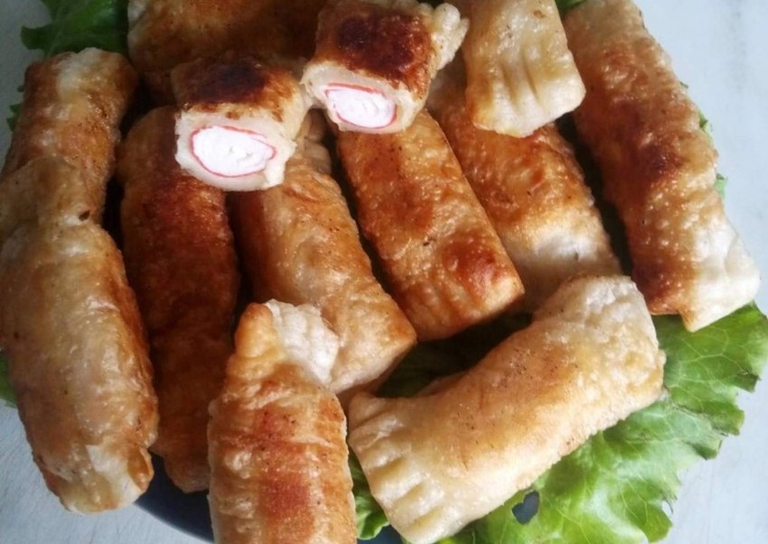 Жареные крабовые палочки в муке