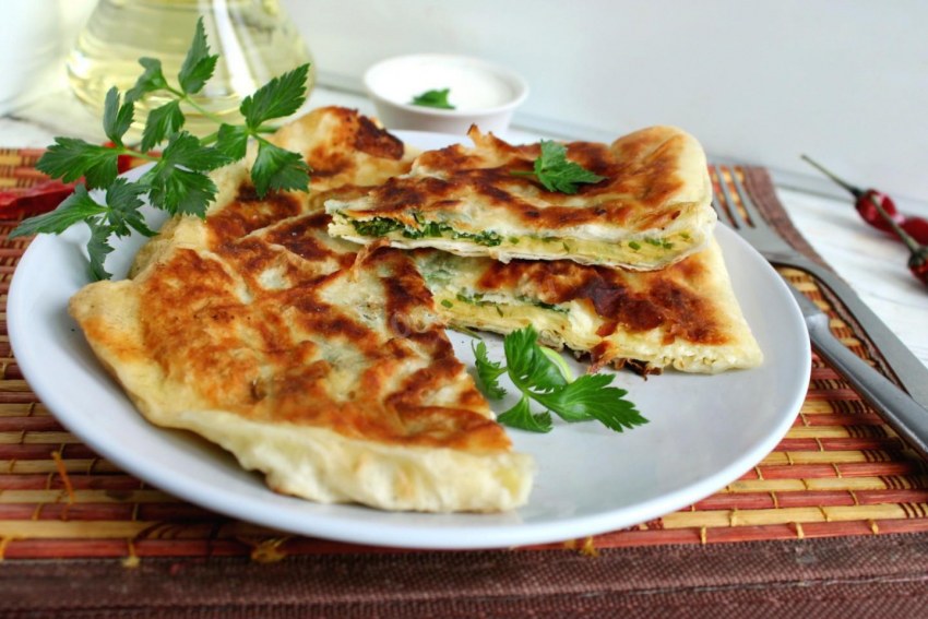 Лаваш с яйцом и сыром