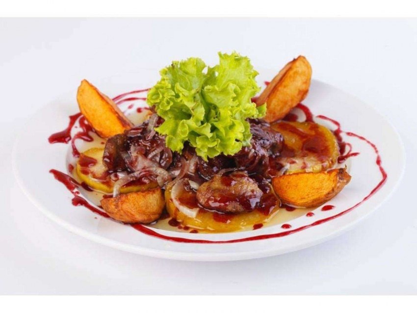 Теплый салат с куриной печенью