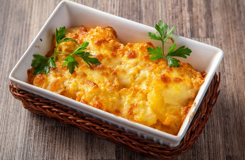 Картофельная запеканка с сыром