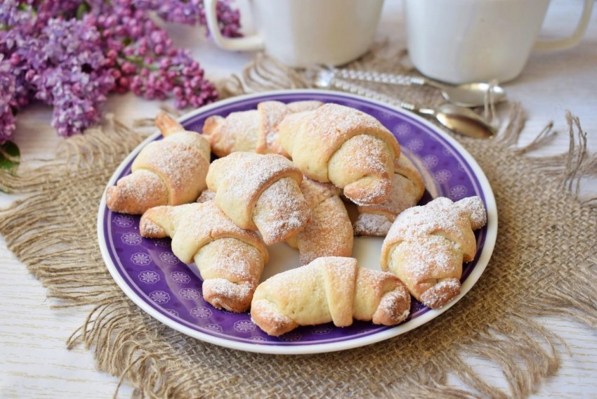 Постные рогалики