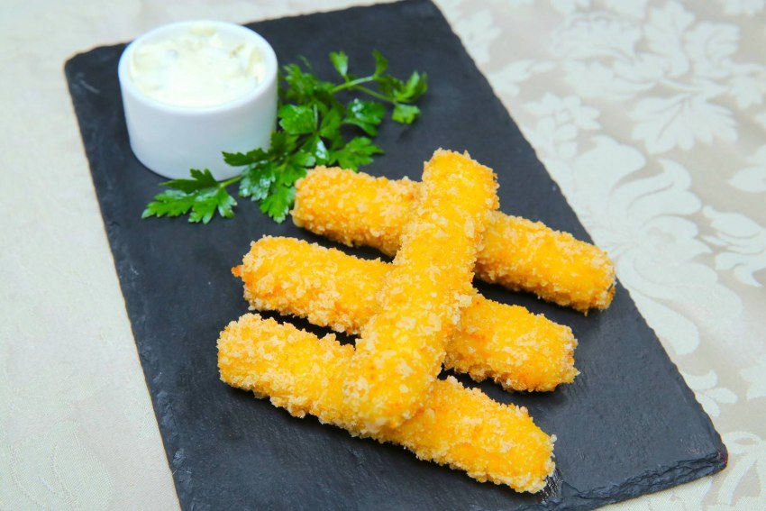 Крабовые палочки в кляре с сыром