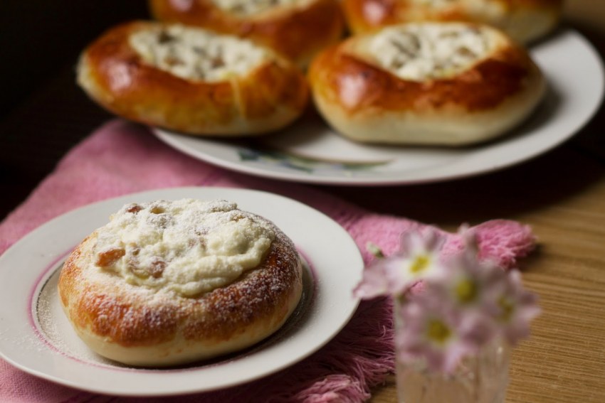 Красивые ватрушки с творогом