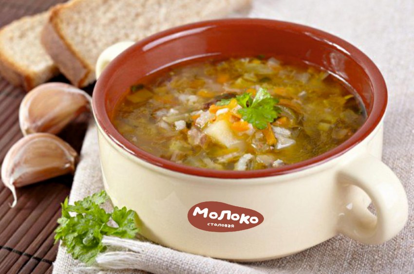 Рассольник с перловкой и солеными огурцами