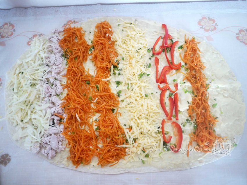 Армянский лаваш с корейской морковкой
