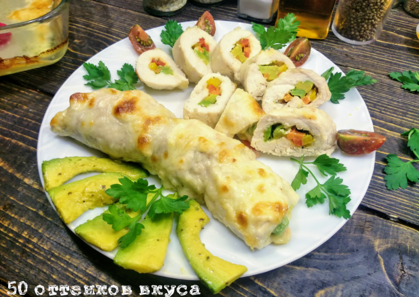 Сырный рулет с курицей