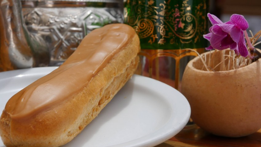 Эклеры с заварным белковым кремом