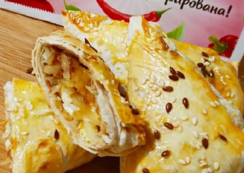 Пирог из лаваша с сыром