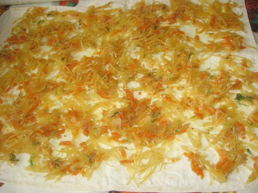 Пирог из лаваша с творогом