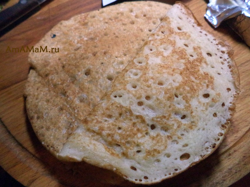 Блины на кислом молоке с дырочками