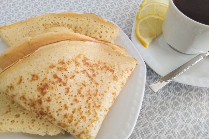 Рулет из кукурузные палочек с кремом из сыра рикотта
