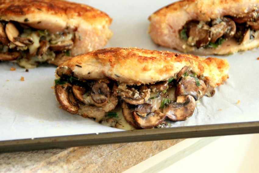 Куриная грудка фаршированная грибами