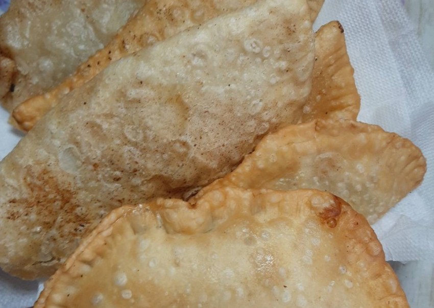 Заварные чебуреки с мясом