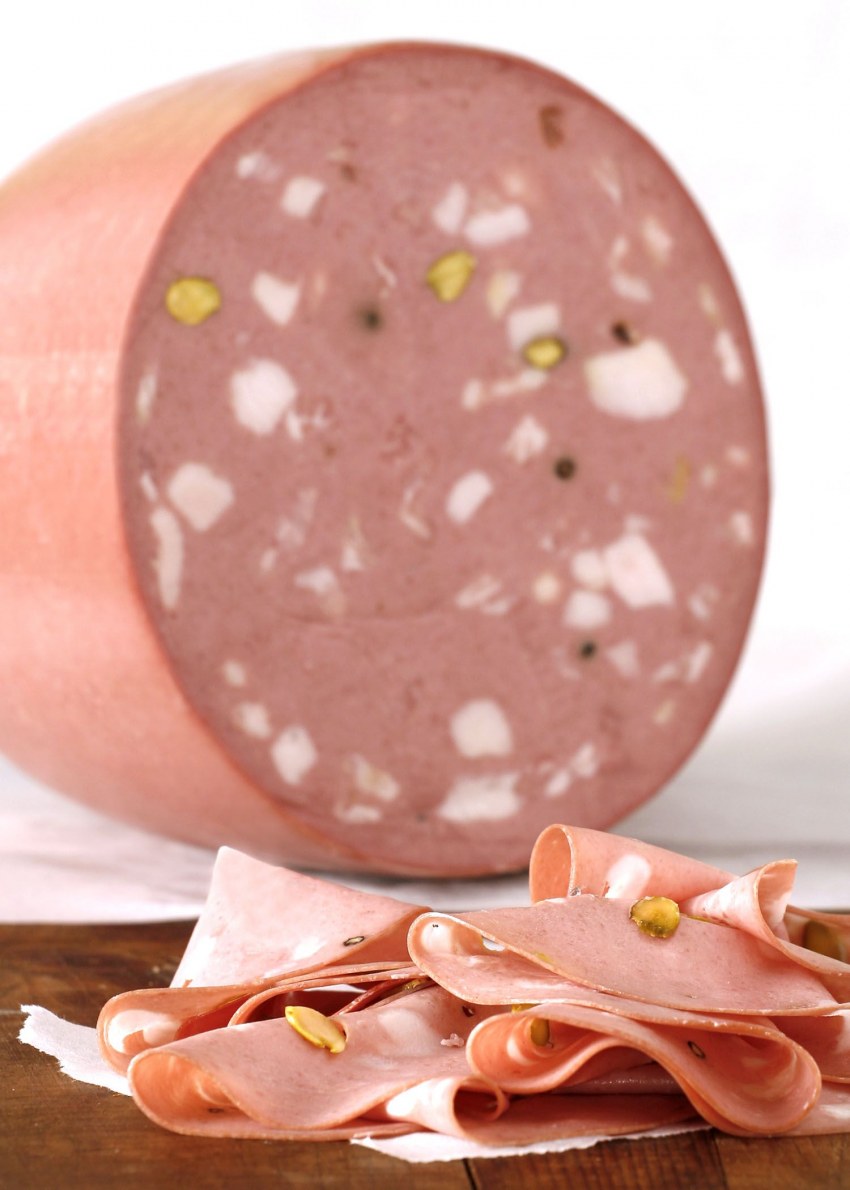 Мортаделла с фисташками
