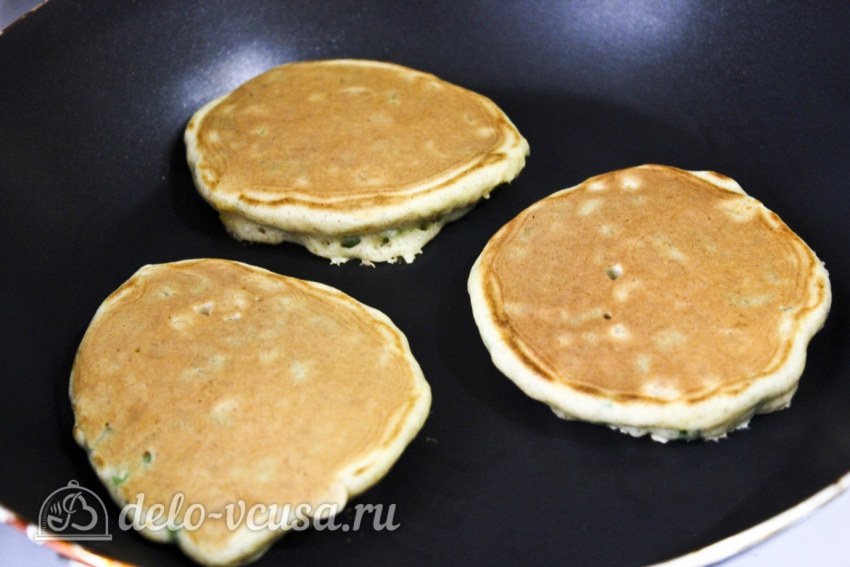 Сырники из кукурузной муки с творогом