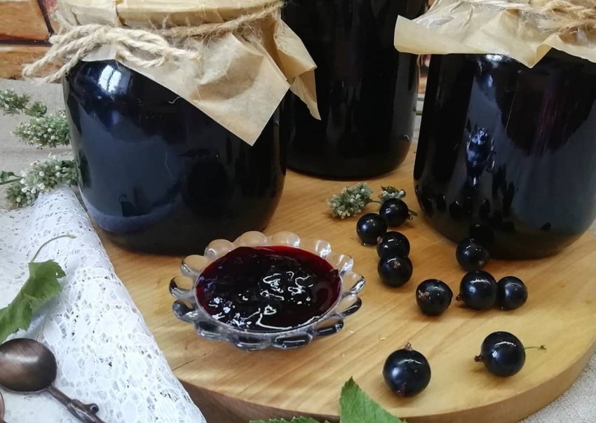 Желе из черной смородины стаканами