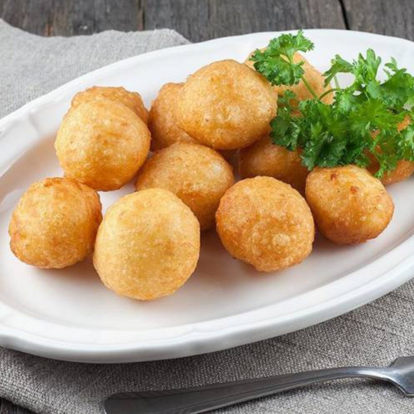 Картофельные шарики из пюре в панировке