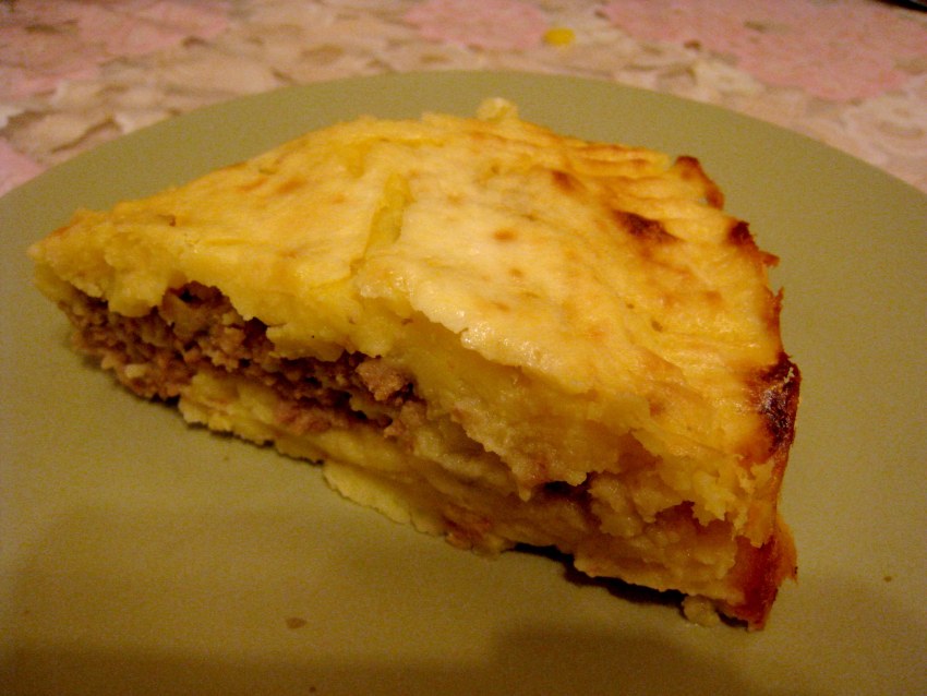 Запеканка с пюре и фаршем в духовке