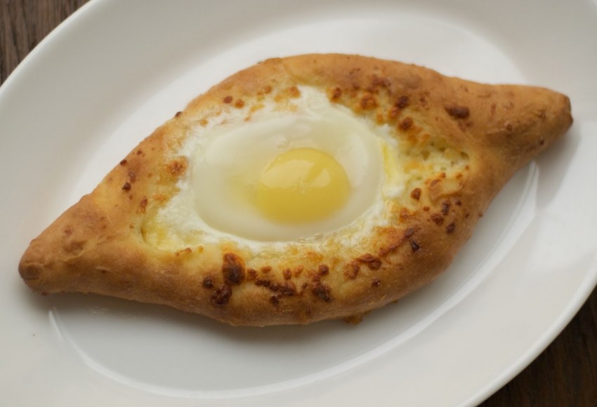 Adjarian Khachapuri
