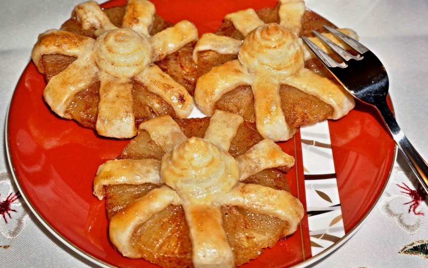 Ананасовые слойки