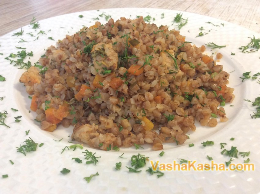 Гречка с овощами в горшочке
