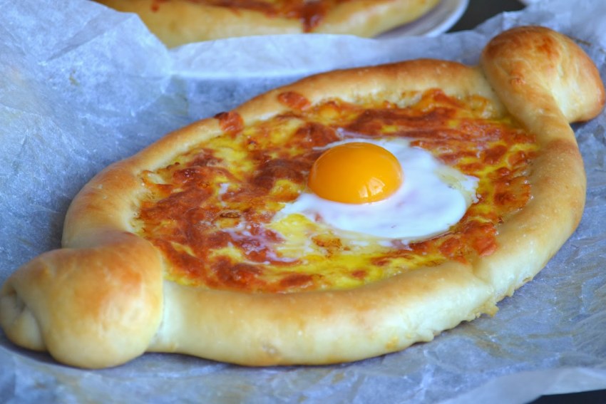 Хачапури с пепперони