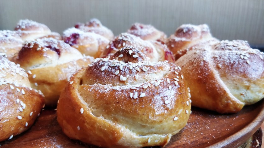 Булочки розочки с яблоками