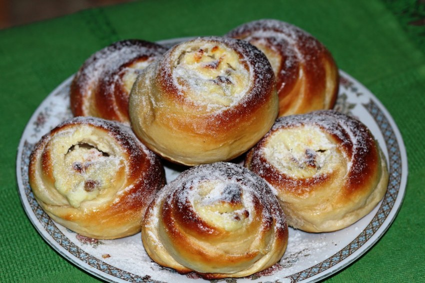 Булочки с творогом