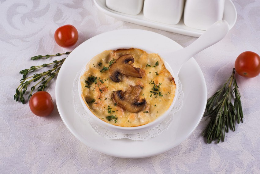 Жульен куриный с грибами