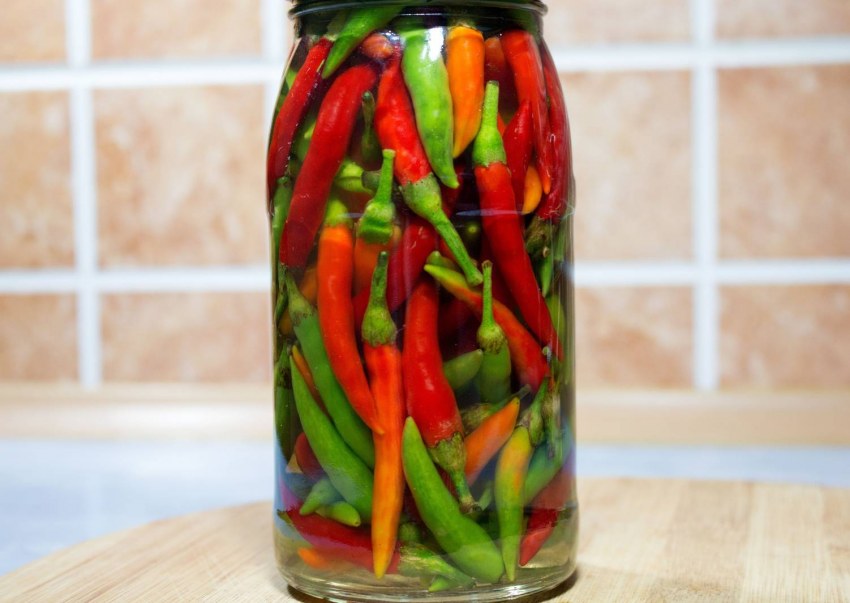 Маринованный перчик Чили острый