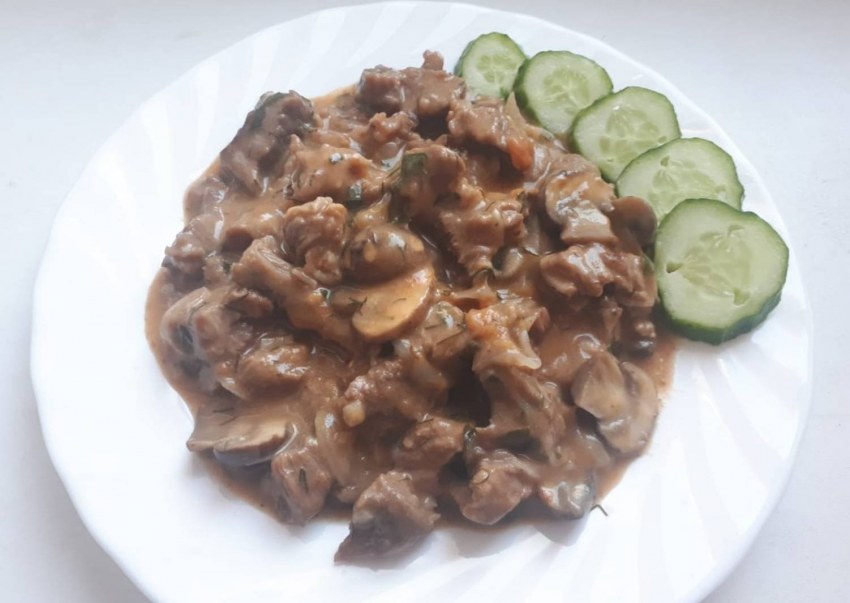 Говядина с шампиньонами