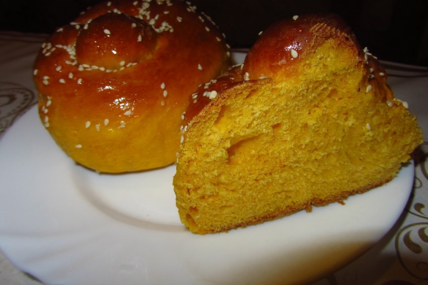 Булочки с тыквой и кунжутом