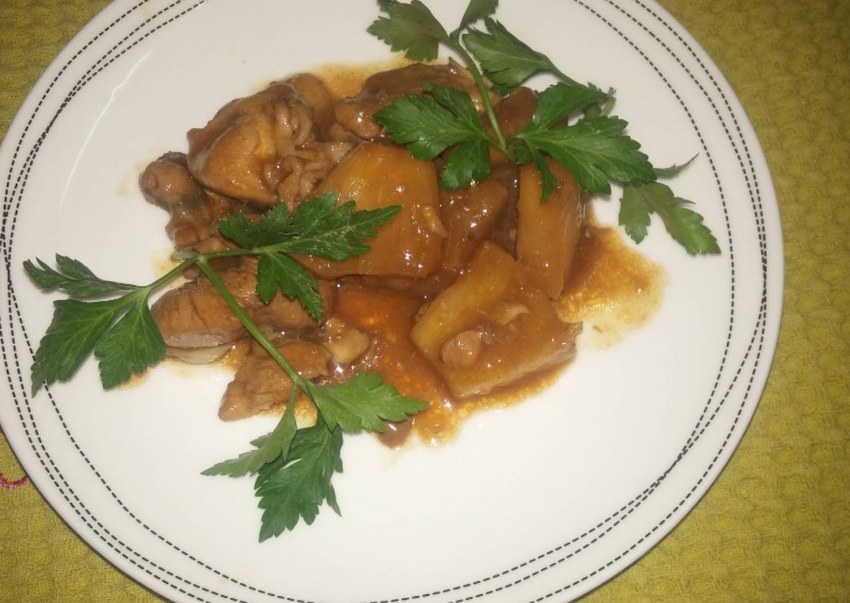Свинина с ананасами китайская кухня