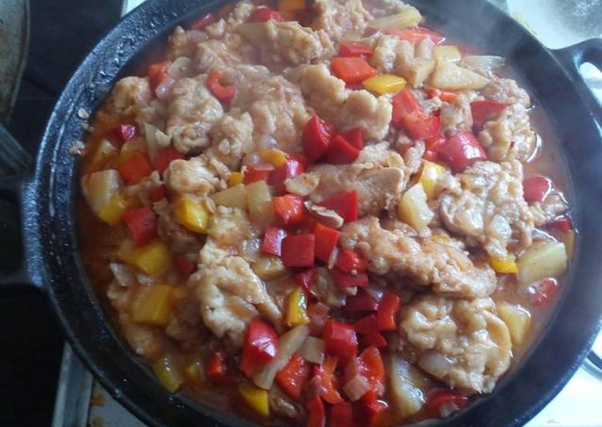 Свинина с ананасами