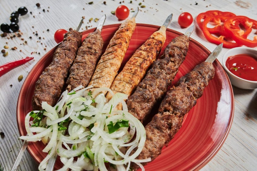 Куриный шашлык с картошкой в духовке
