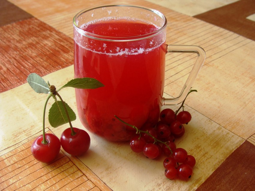 Сок красной смородины