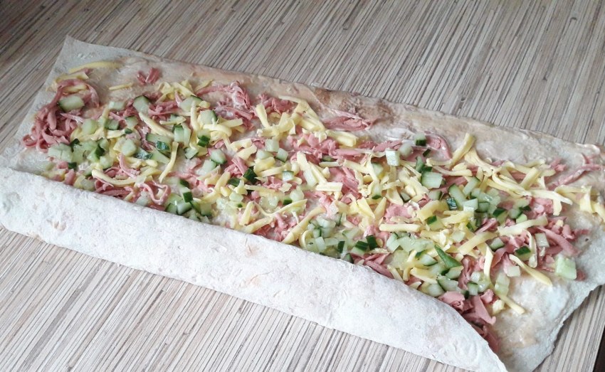 Лавашные конвертики с ветчиной и сыром