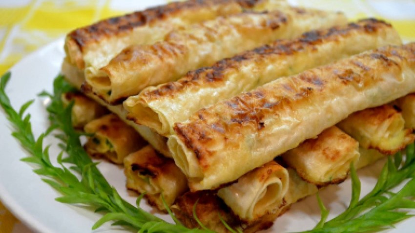 Конвертики из лаваша с колбасой