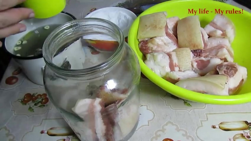 Просоленное свиное сало