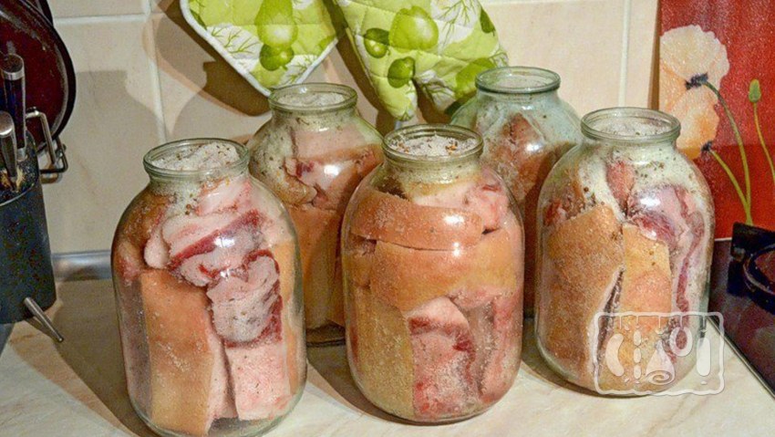 Сало с прослойкой мяса