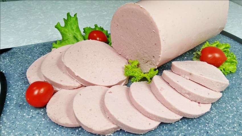 Украинская домашняя колбаса из курицы